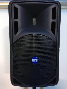 Location enceinte active rcf 480 Wrms