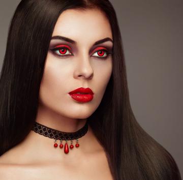 Lentilles scary vampire