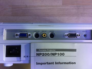 Vidéo projecteur nec 2000lm